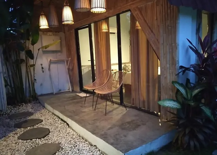 Obsidian Gym Retreat Rustic 2br With Pool Canggu