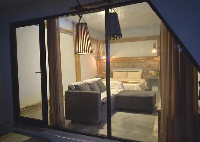 Obsidian Gym Retreat Rustic 2br With Pool Canggu
