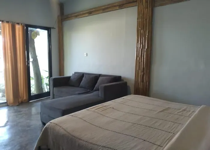 Obsidian Gym Retreat Rustic 2br With Pool