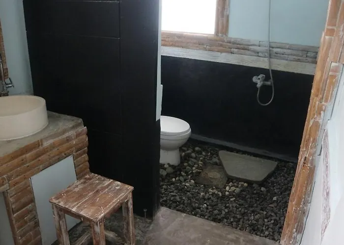 Obsidian Gym Retreat Rustic 2br With Pool Ferienhaus